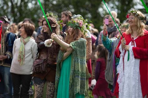The Divine Feminine: Pagan Ceremonies for Celebrating Spring's Arrival